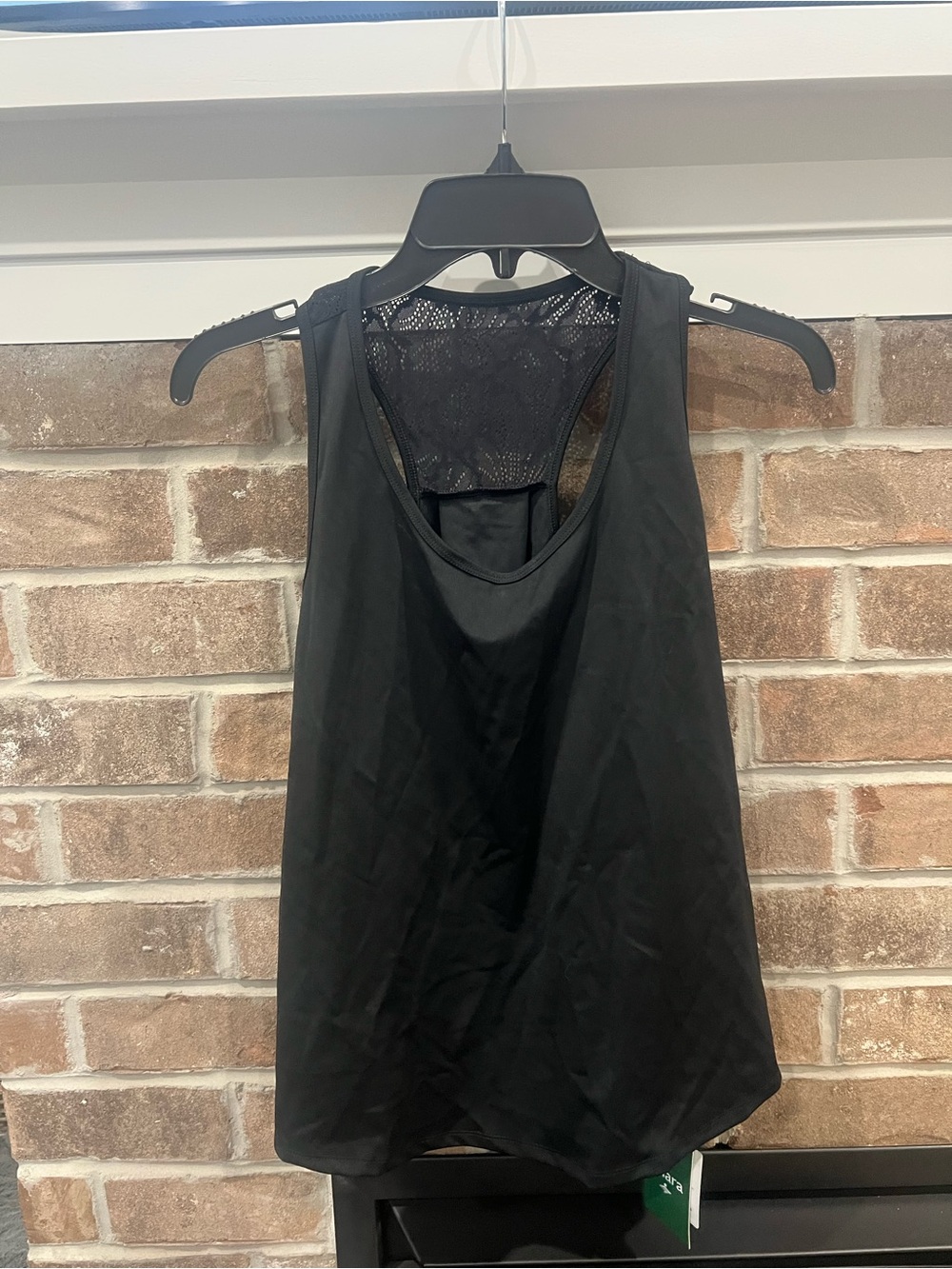 HALARA Black Racerback Lace-Back Tank Top